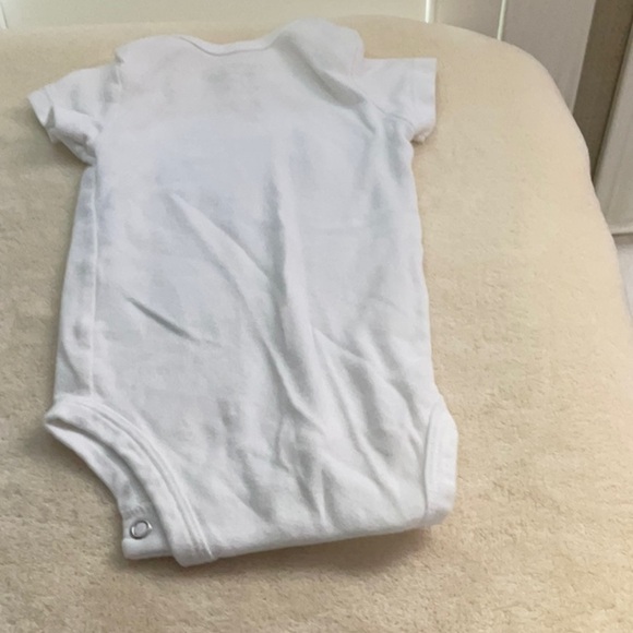 ONIES - Picture 10 of 12